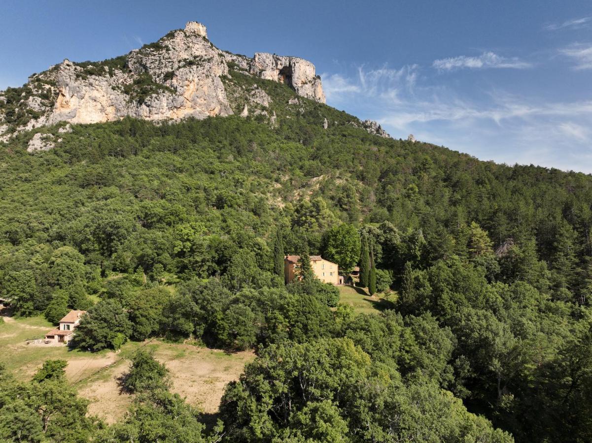 Отель Domaine D'Angouire Мустье-Сент-Мари Экстерьер фото