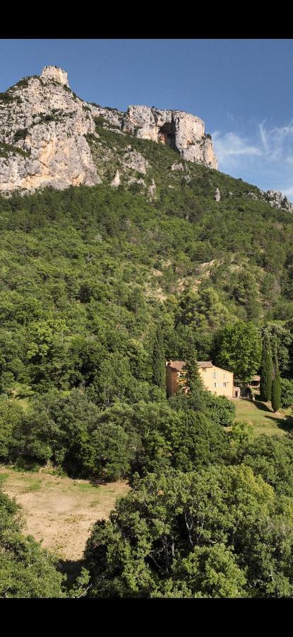 Отель Domaine D'Angouire Мустье-Сент-Мари Экстерьер фото